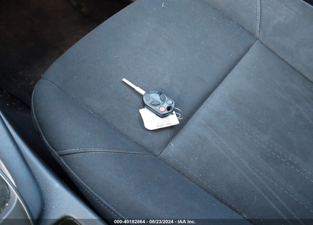 2015 FORD FOCUS SE VIN: 1FADP3K28FL301013