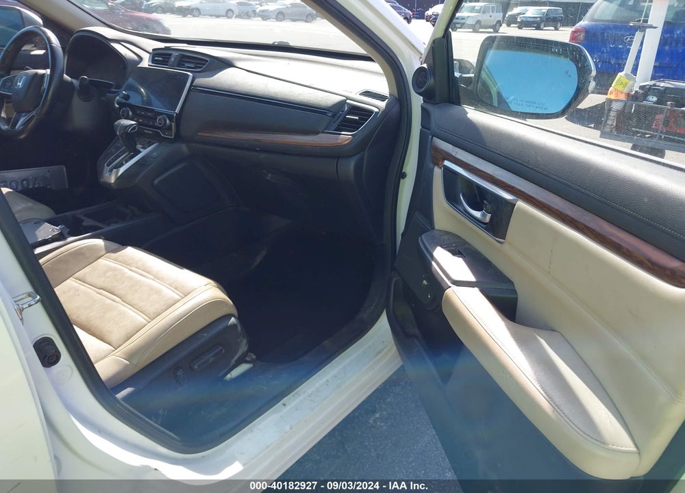 2017 HONDA CR-V TOURING VIN: 2HKRW2H96HH602680