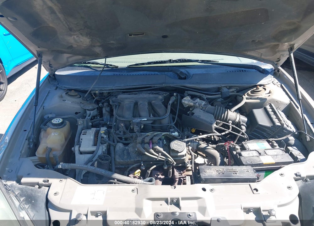 2004 FORD TAURUS SES VIN: 1FAFP55U74G184046