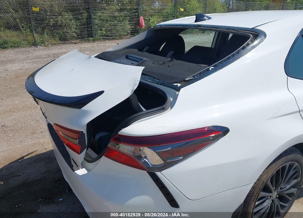 2022 TOYOTA CAMRY SE NIGHTSHADE SPECIAL AWD VIN: 4T1T11BK3NU060039