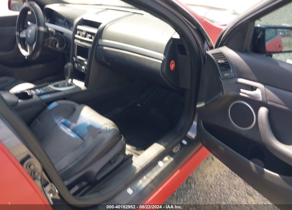 2009 PONTIAC G8 VIN: 6G2ER577X9L238596