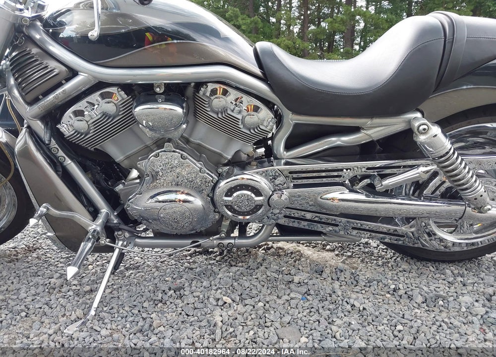 2004 HARLEY-DAVIDSON VRSCA VIN: 1HD1HAZ104K809165