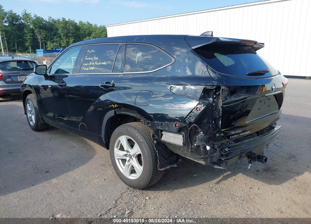 2022 TOYOTA HIGHLANDER LE VIN: 5TDBZRBH0NS222693