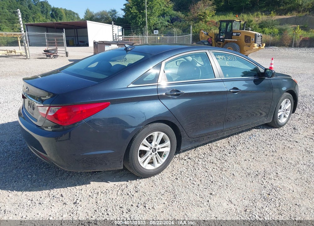 2013 HYUNDAI SONATA GLS VIN: 5NPEB4AC2DH691962