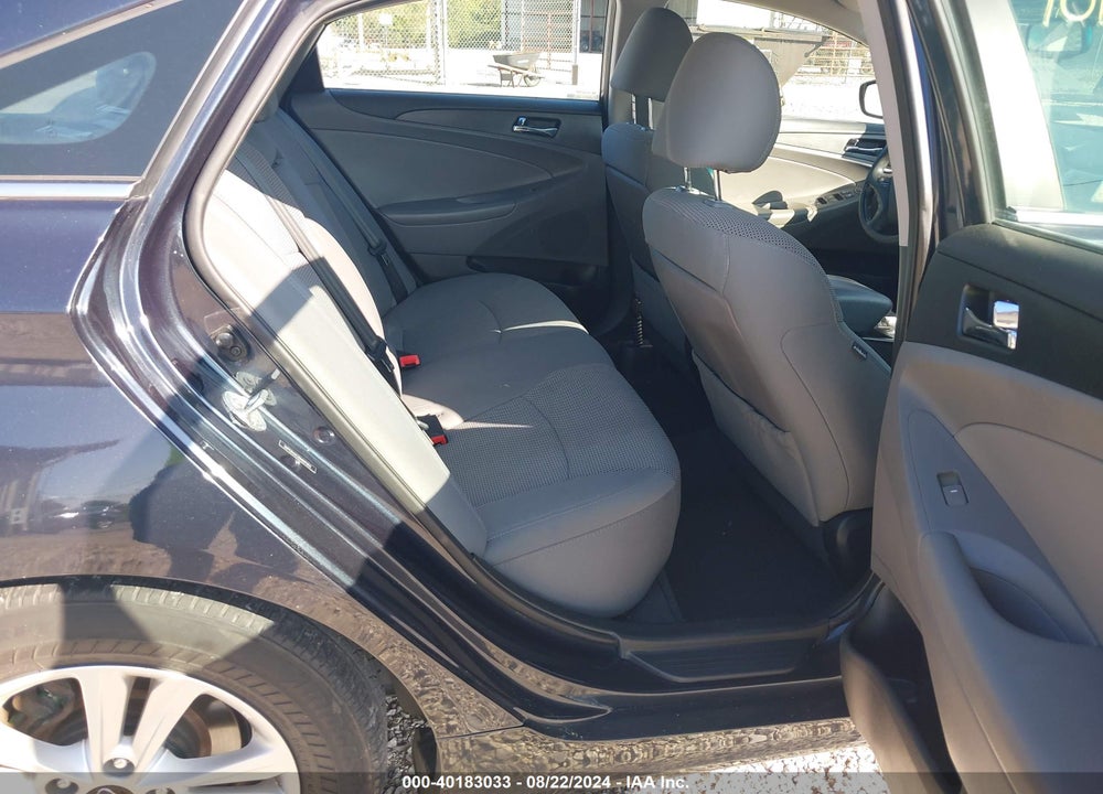 2013 HYUNDAI SONATA GLS VIN: 5NPEB4AC2DH691962