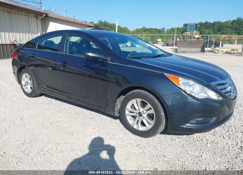 2013 HYUNDAI SONATA GLS VIN: 5NPEB4AC2DH691962