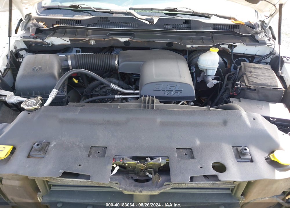 2013 RAM 1500 SLT VIN: 1C6RR7LG1DS713912