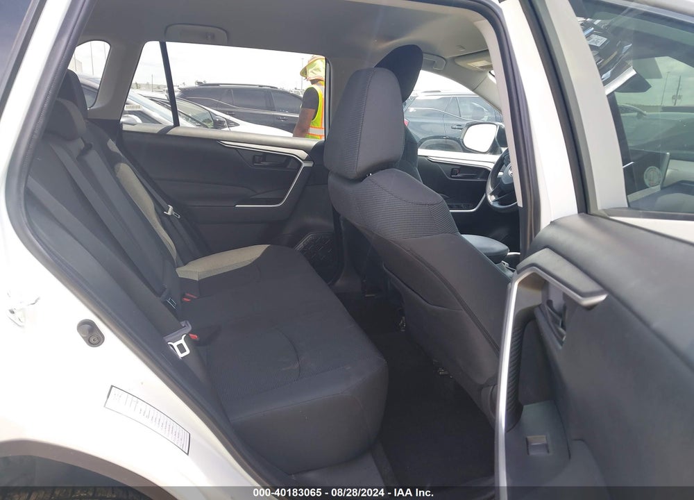 2024 TOYOTA RAV4 LE VIN: 2T3F1RFV0RC428045