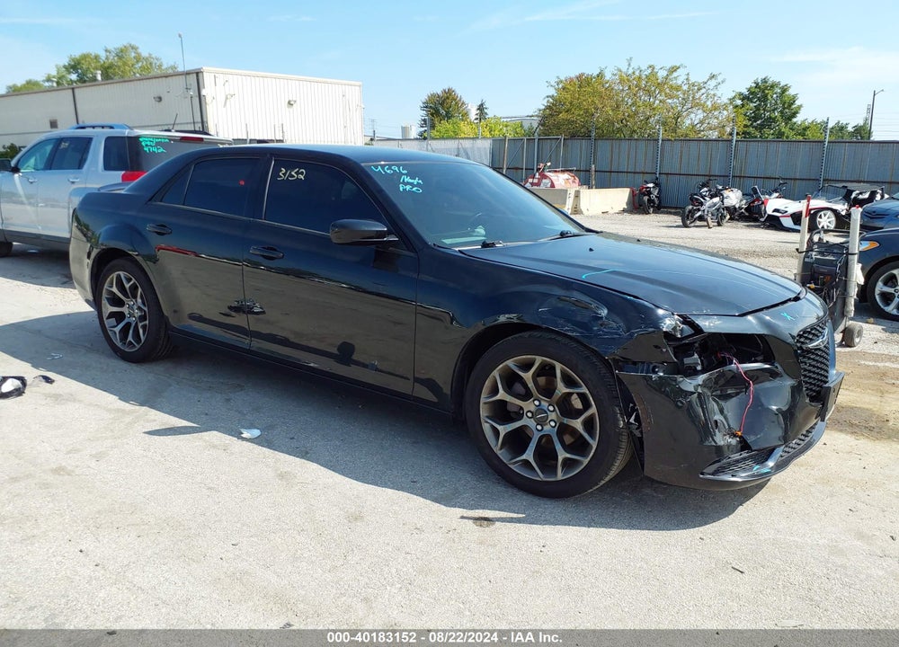 2018 CHRYSLER 300 TOURING VIN: 2C3CCAAG2JH308651