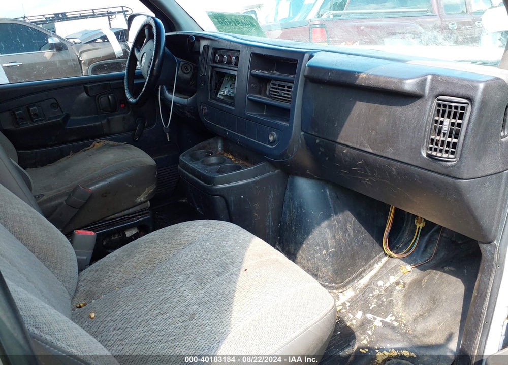 2009 CHEVROLET EXPRESS 2500 WORK VAN VIN: 1GCGG25C291134038