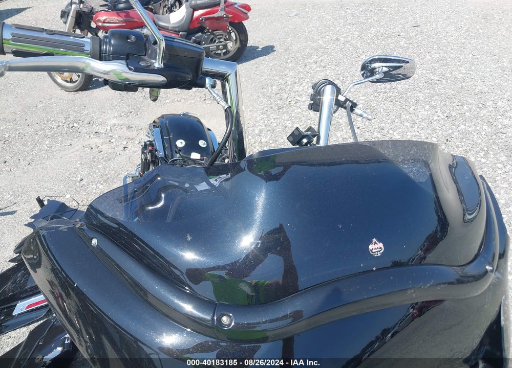 2013 HARLEY-DAVIDSON FLTRU ROAD GLIDE ULTRA VIN: 1HD1KGM12DB657188