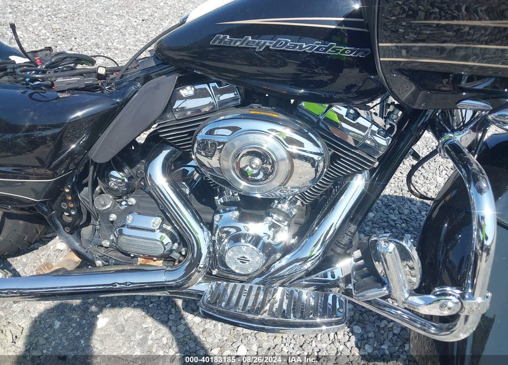 2013 HARLEY-DAVIDSON FLTRU ROAD GLIDE ULTRA VIN: 1HD1KGM12DB657188