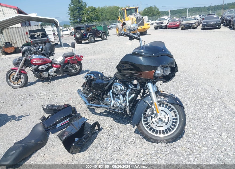 2013 HARLEY-DAVIDSON FLTRU ROAD GLIDE ULTRA VIN: 1HD1KGM12DB657188