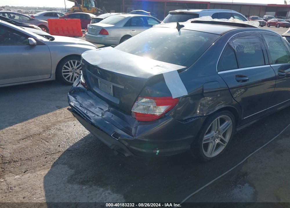 2009 MERCEDES-BENZ C 300 LUXURY/SPORT VIN: WDDGF54XX9F207285