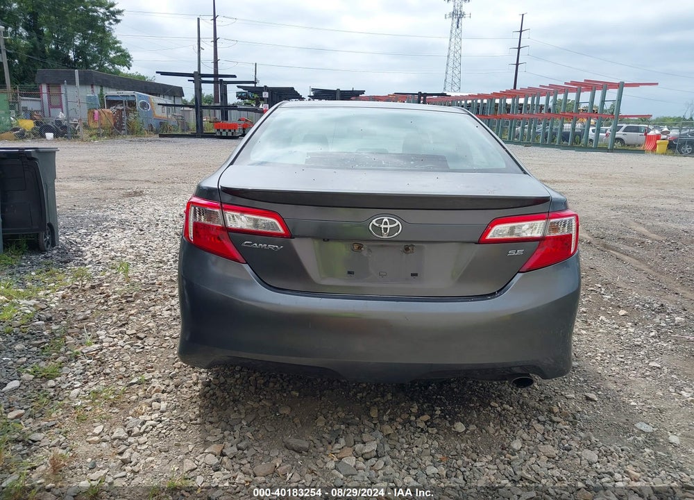 2014 TOYOTA CAMRY SE VIN: 4T1BF1FK8EU374888