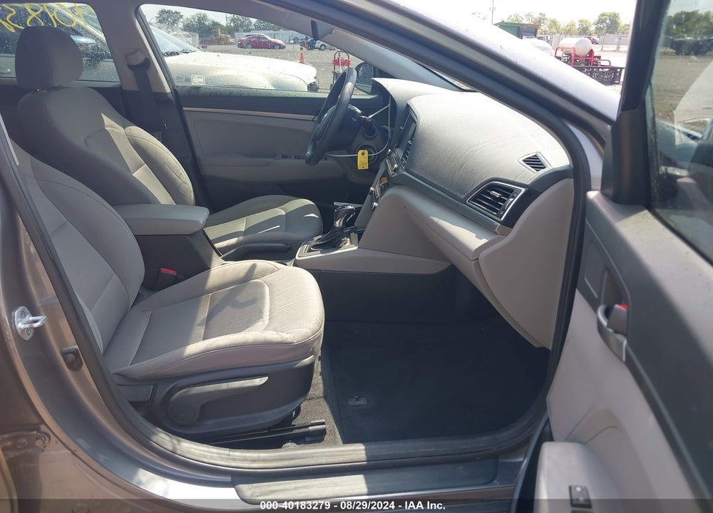 2018 HYUNDAI ELANTRA SE VIN: 5NPD74LF7JH399160