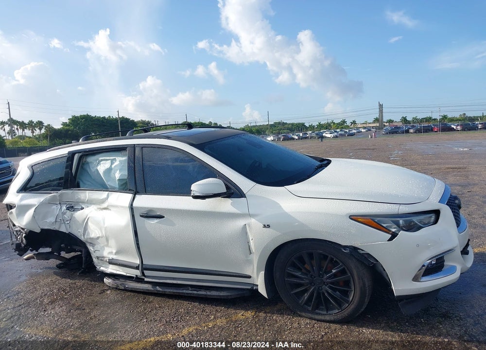 2017 INFINITI QX60 VIN: 5N1DL0MN7HC556388