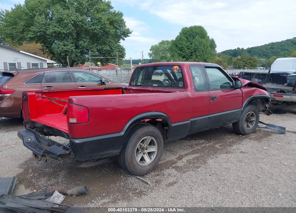 1994 CHEVROLET S TRUCK S10 VIN: 1GCCS19Z0RK153168
