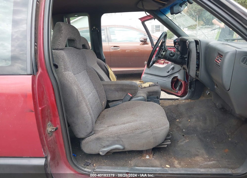 1994 CHEVROLET S TRUCK S10 VIN: 1GCCS19Z0RK153168