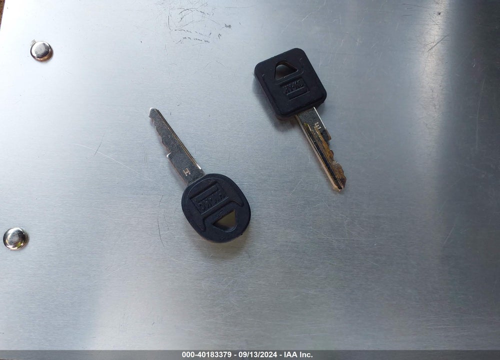1994 CHEVROLET S TRUCK S10 VIN: 1GCCS19Z0RK153168