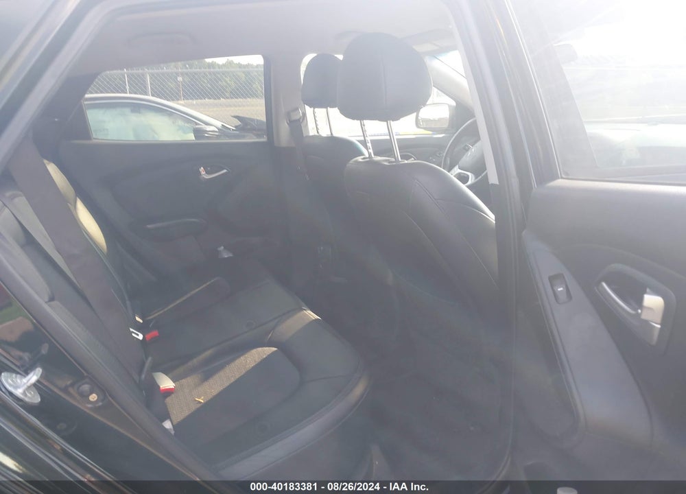2013 HYUNDAI TUCSON GLS VIN: KM8JUCAC4DU739997