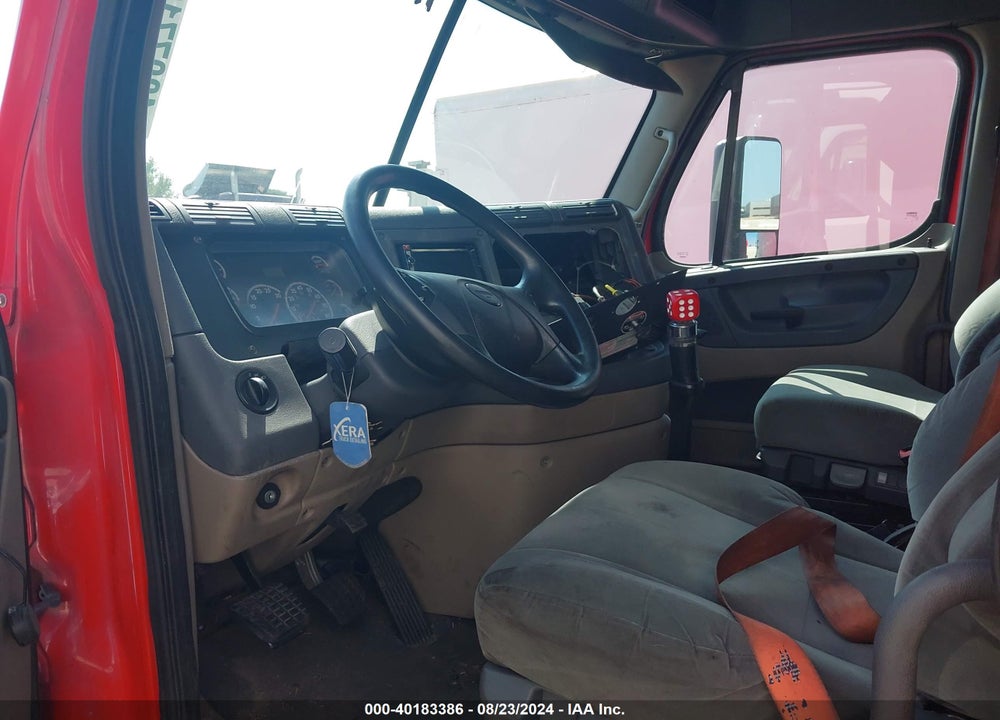 2016 FREIGHTLINER CASCADIA 125 VIN: 3AKJGLD55GSGR3440