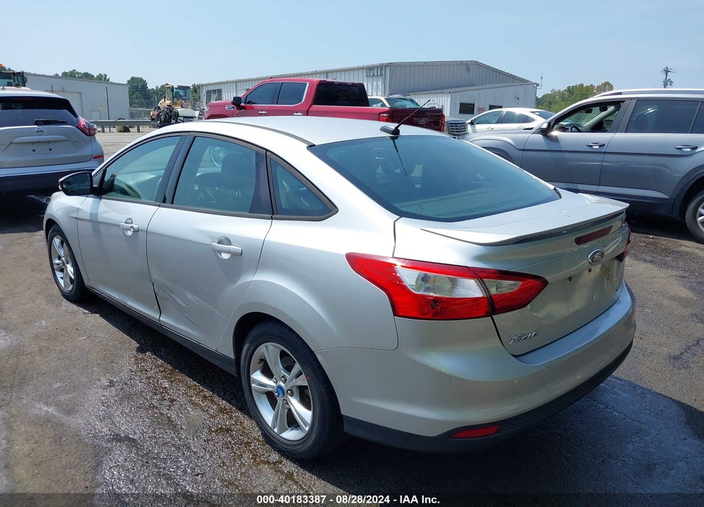 2012 FORD FOCUS SE VIN: 1FAHP3F28CL225851