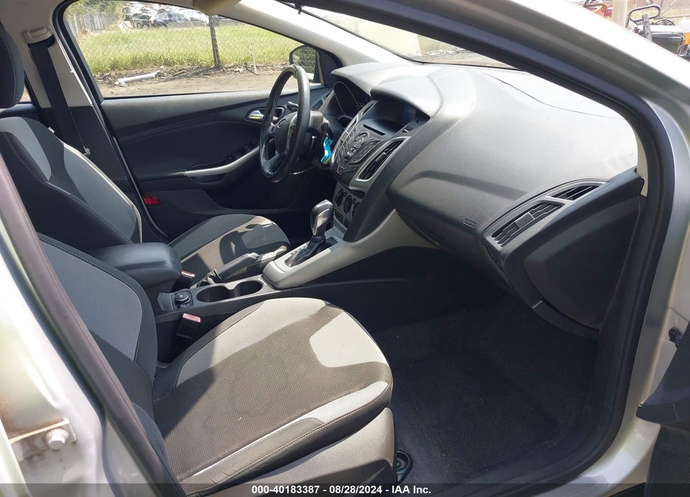 2012 FORD FOCUS SE VIN: 1FAHP3F28CL225851