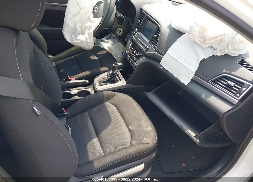 2018 HYUNDAI ELANTRA SEL VIN: 5NPD84LF0JH322224