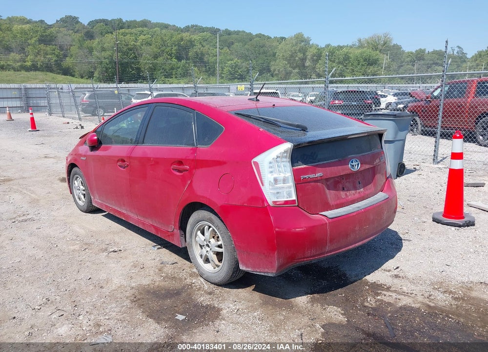2011 TOYOTA PRIUS TWO VIN: JTDKN3DU7B0321271