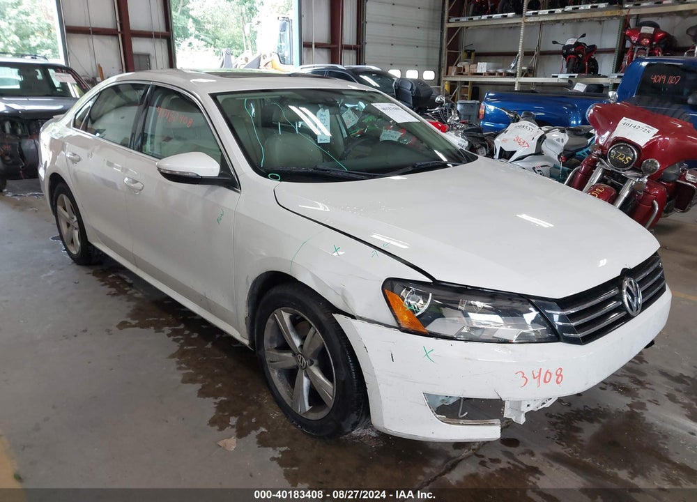 2012 VOLKSWAGEN PASSAT 2.5L SE VIN: 1VWBP7A34CC081865