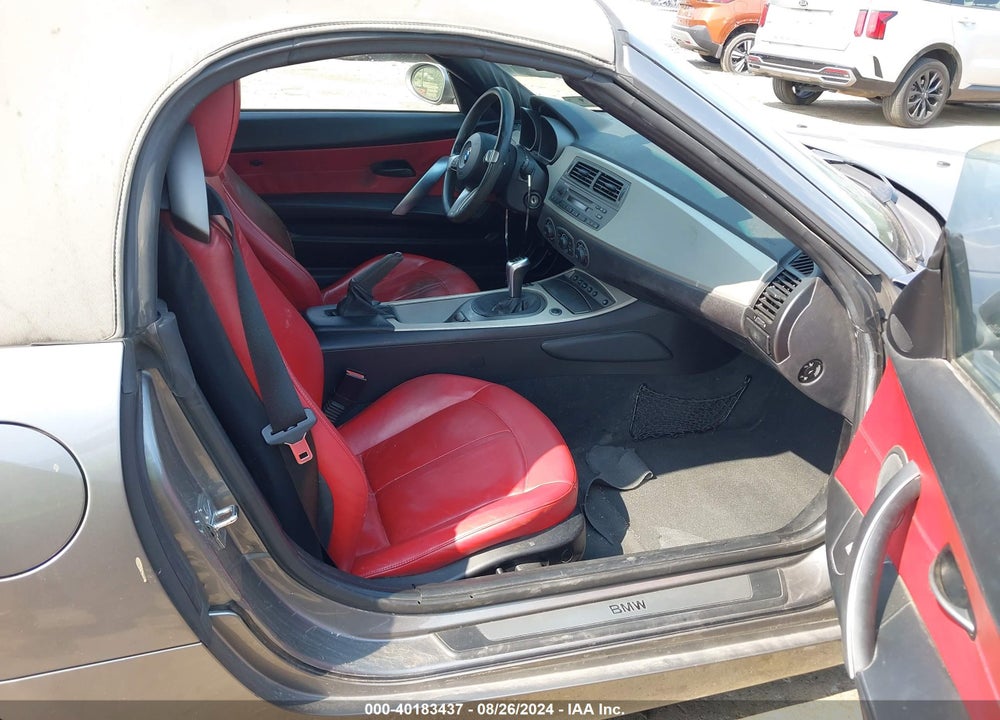 2004 BMW Z4 3.0I VIN: 4USBT53594LT25359