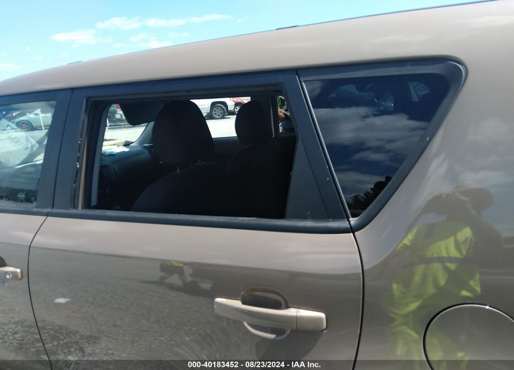 2015 KIA SOUL VIN: KNDJN2A20F7145590