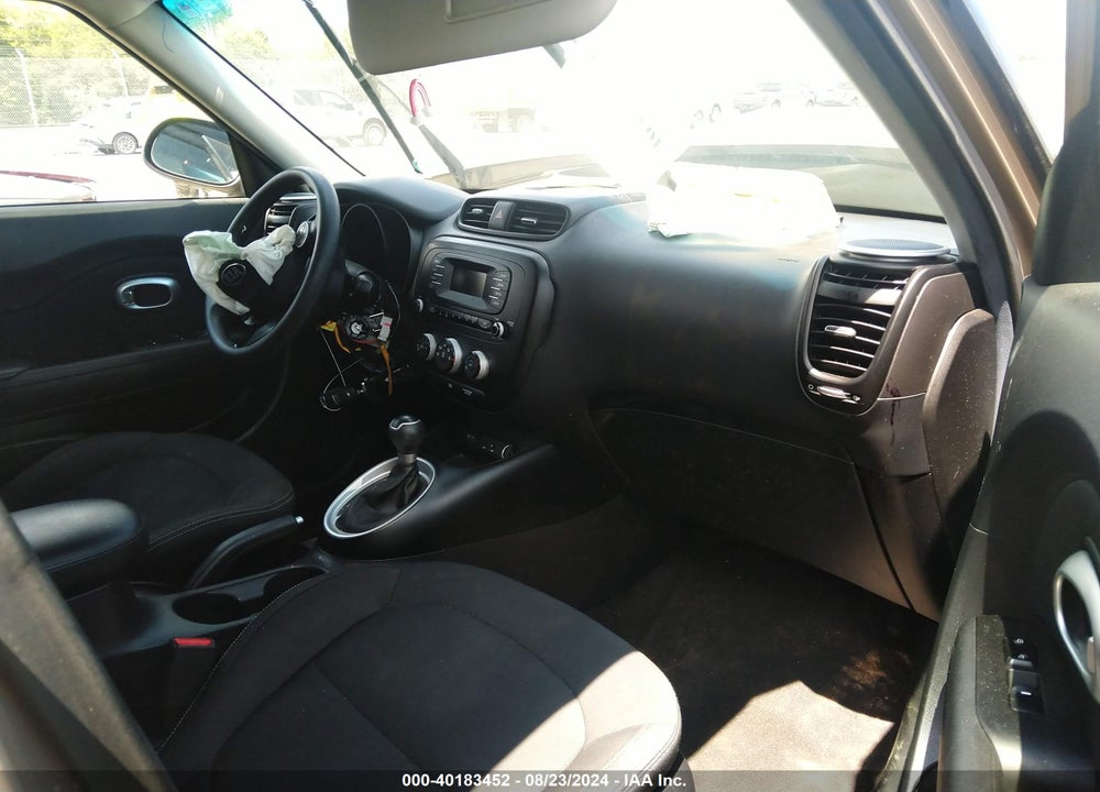 2015 KIA SOUL VIN: KNDJN2A20F7145590