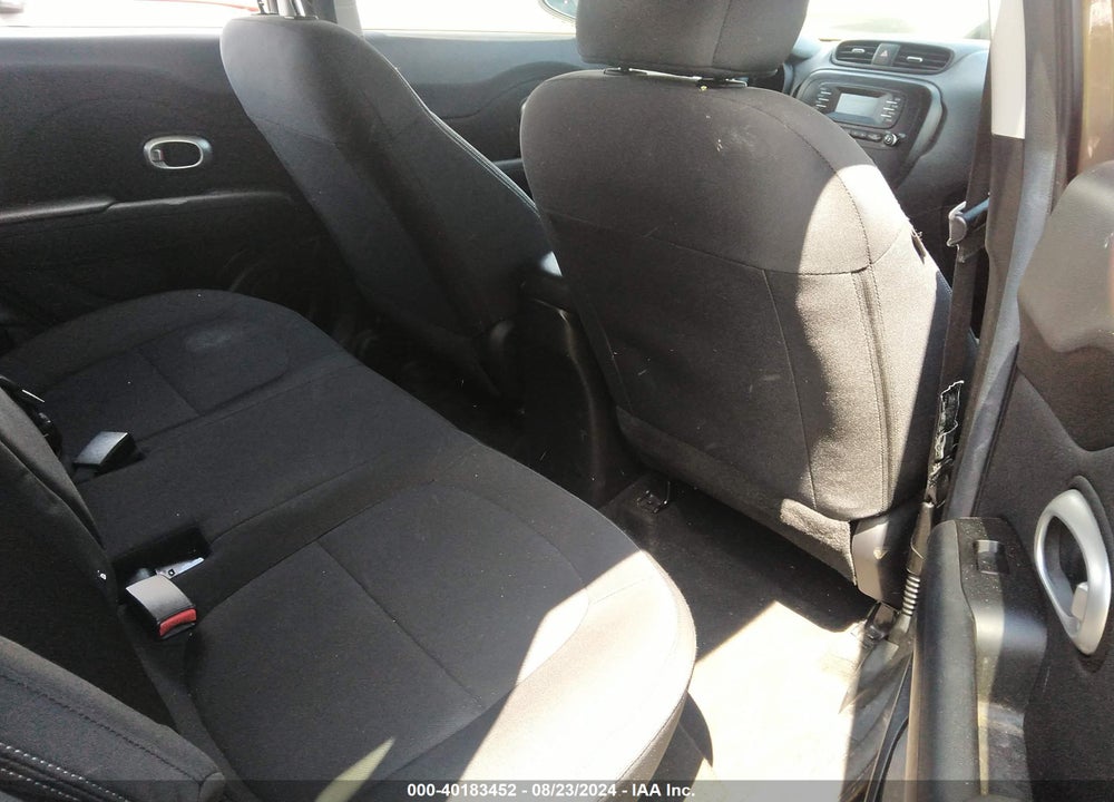 2015 KIA SOUL VIN: KNDJN2A20F7145590