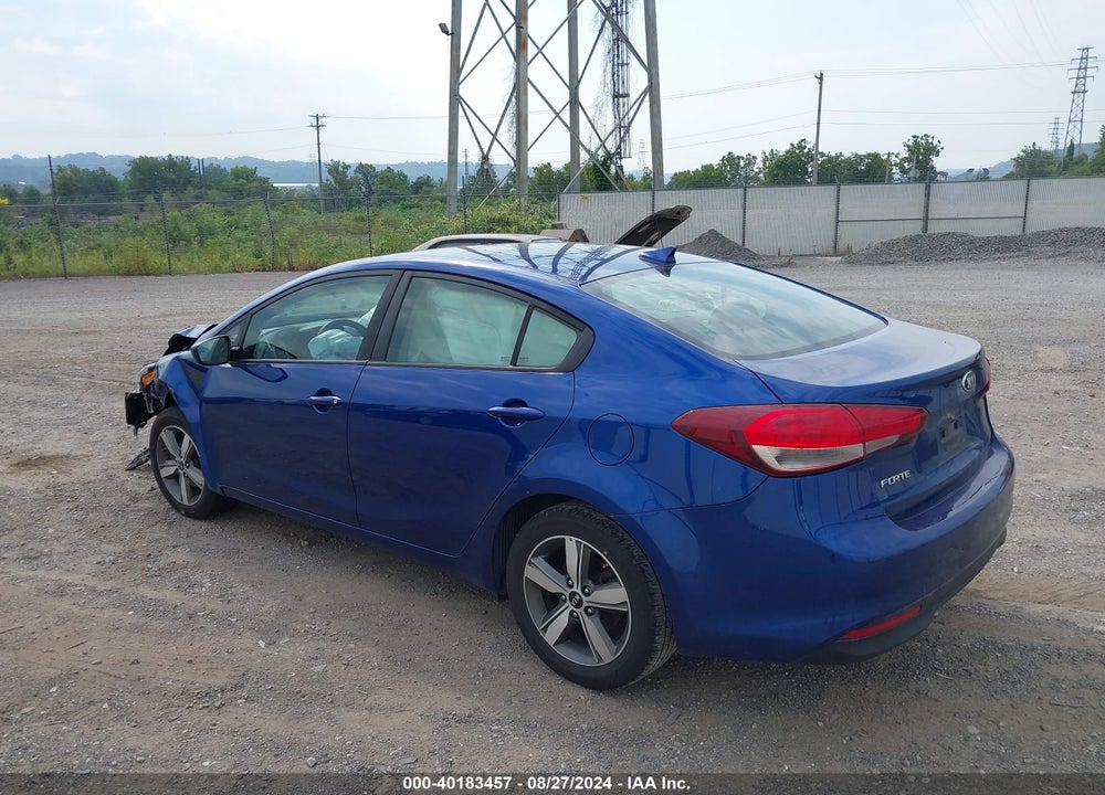 2018 KIA FORTE VIN: 3KPFL4A76JE267382