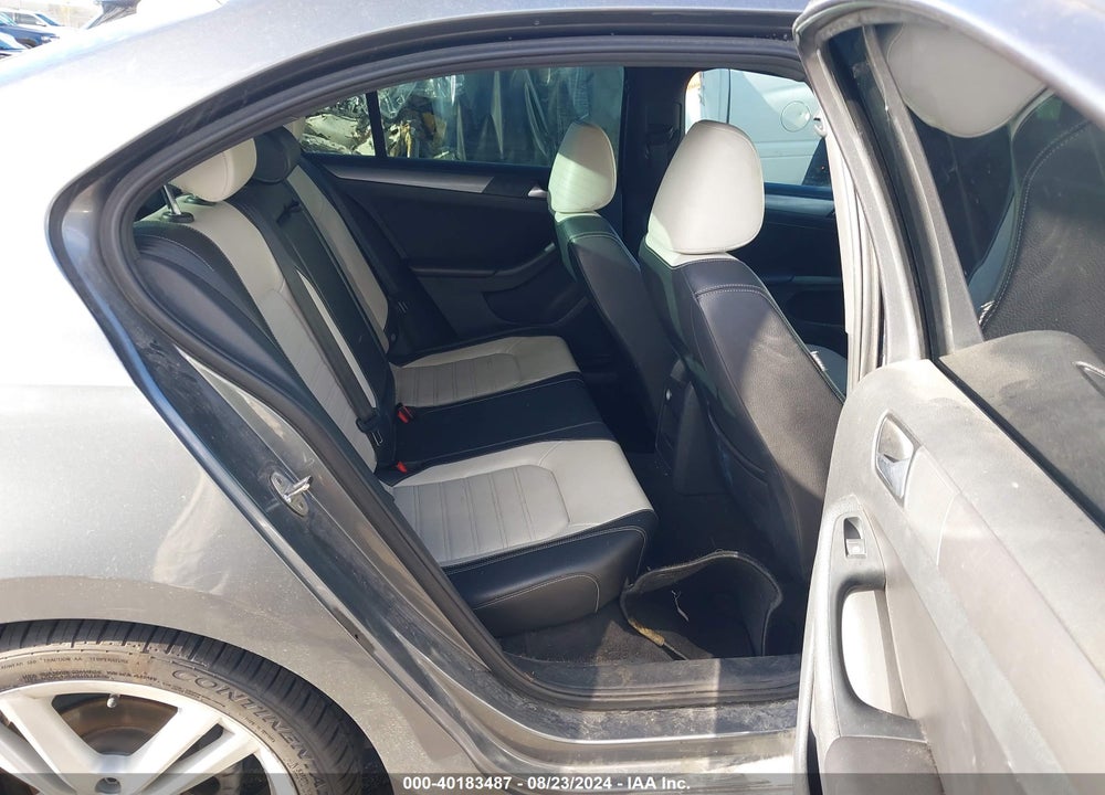2016 VOLKSWAGEN JETTA 1.8T SPORT VIN: 3VWD17AJ7GM230735
