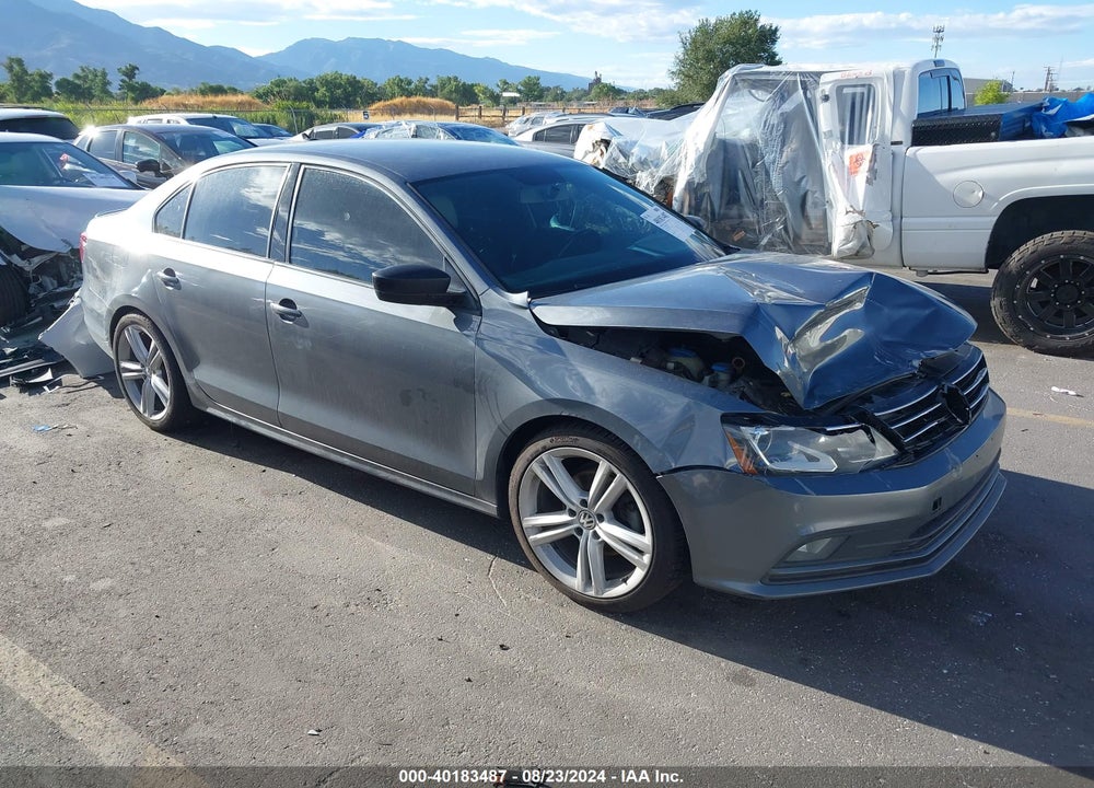 2016 VOLKSWAGEN JETTA 1.8T SPORT VIN: 3VWD17AJ7GM230735