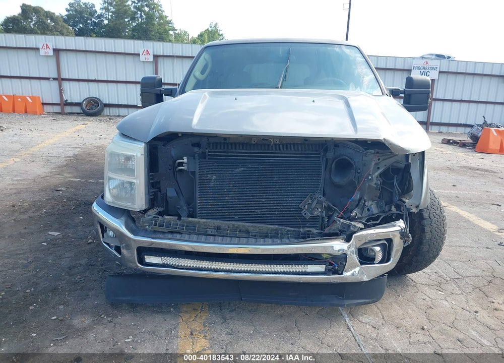 2004 FORD EXCURSION LIMITED VIN: 1FMNU42P24ED58779