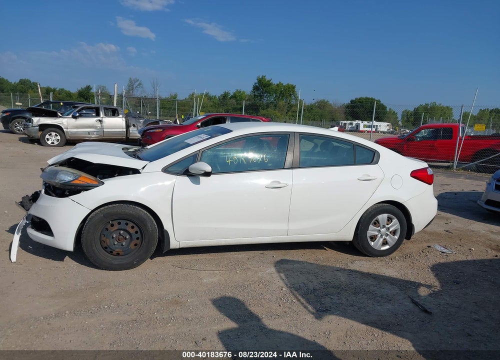 2016 KIA FORTE LX VIN: KNAFK4A68G5493998