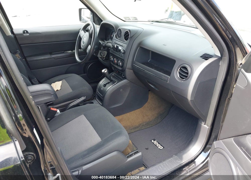2014 JEEP PATRIOT LATITUDE VIN: 1C4NJRFB2ED885057