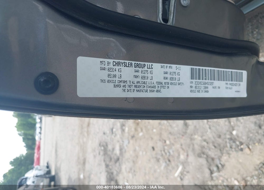2011 CHRYSLER 300 LIMITED VIN: 2C3CA5CG6BH523297