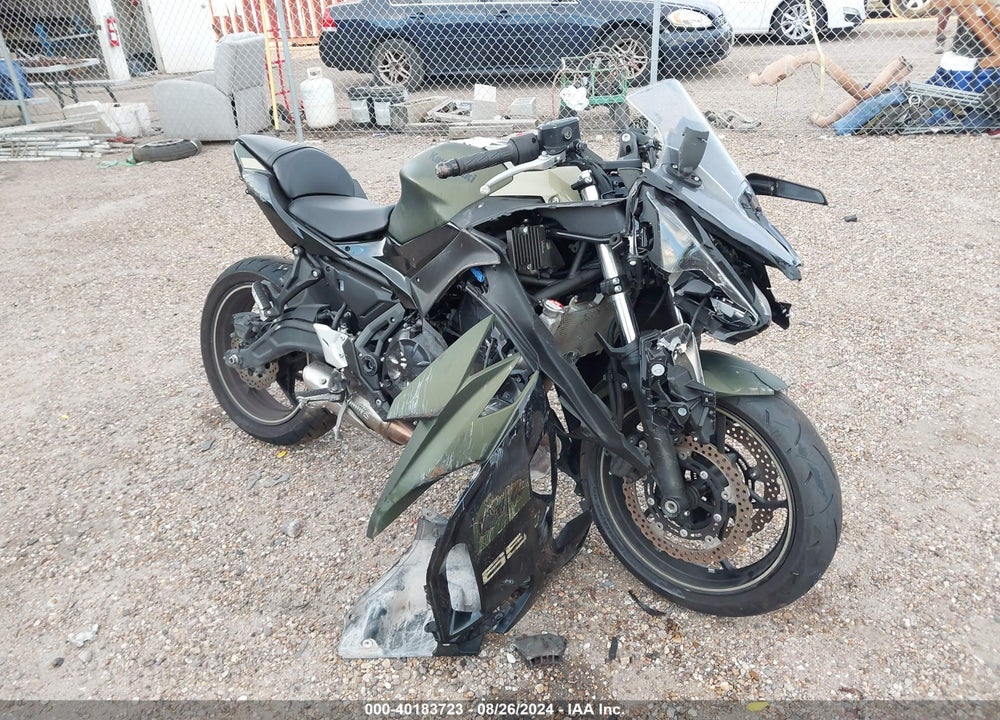 2024 KAWASAKI EX650 R VIN: ML5EXER13RDAD4037