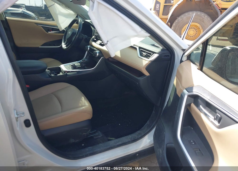 2019 TOYOTA RAV4 LIMITED VIN: JTMN1RFV0KD027964