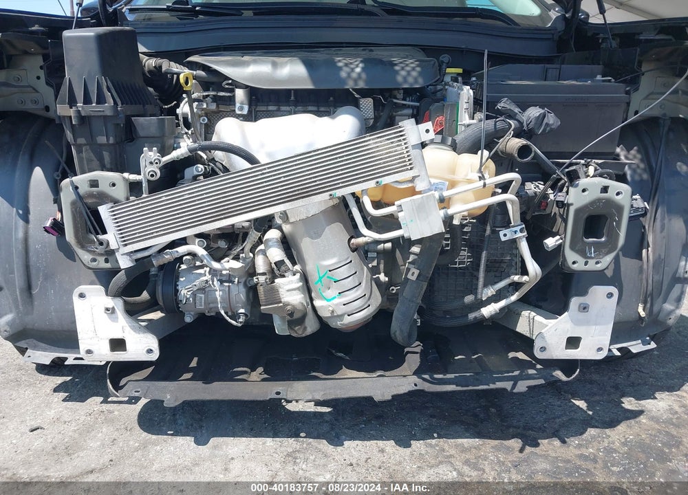 2019 JEEP CHEROKEE LATITUDE FWD VIN: 1C4PJLCB2KD406058