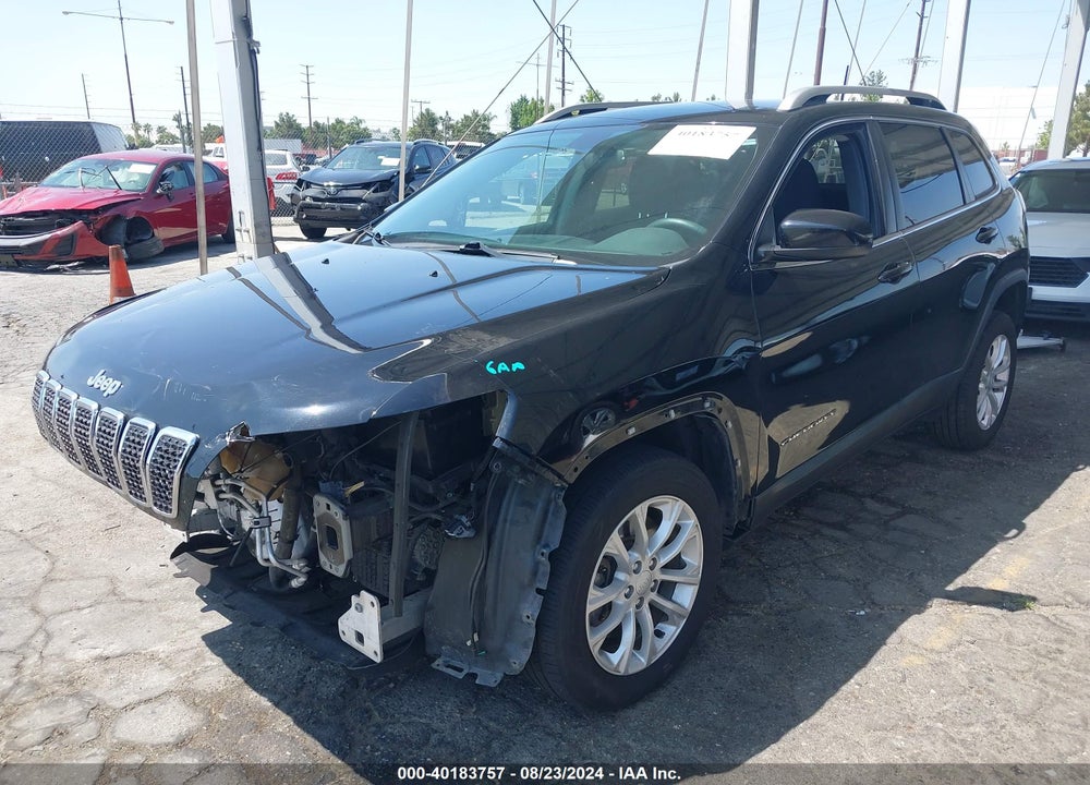 2019 JEEP CHEROKEE LATITUDE FWD VIN: 1C4PJLCB2KD406058