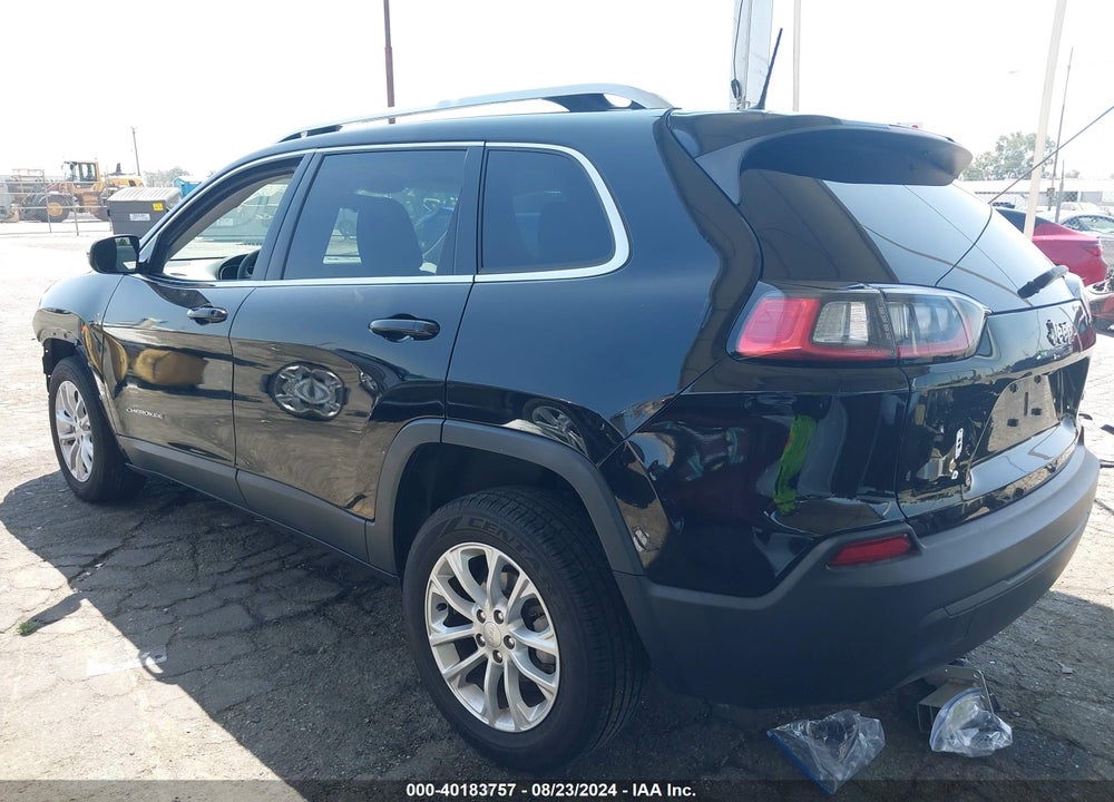2019 JEEP CHEROKEE LATITUDE FWD VIN: 1C4PJLCB2KD406058