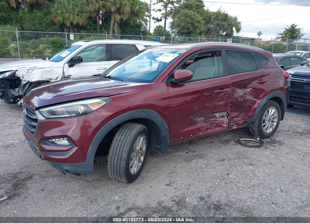 2016 HYUNDAI TUCSON SE VIN: KM8J3CA40GU022559