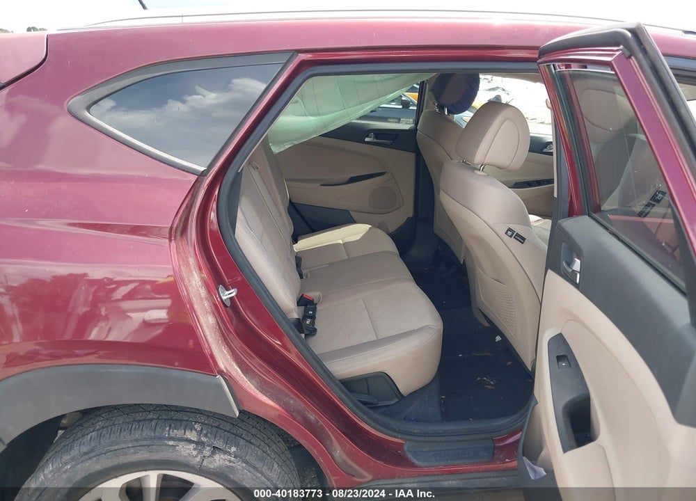 2016 HYUNDAI TUCSON SE VIN: KM8J3CA40GU022559