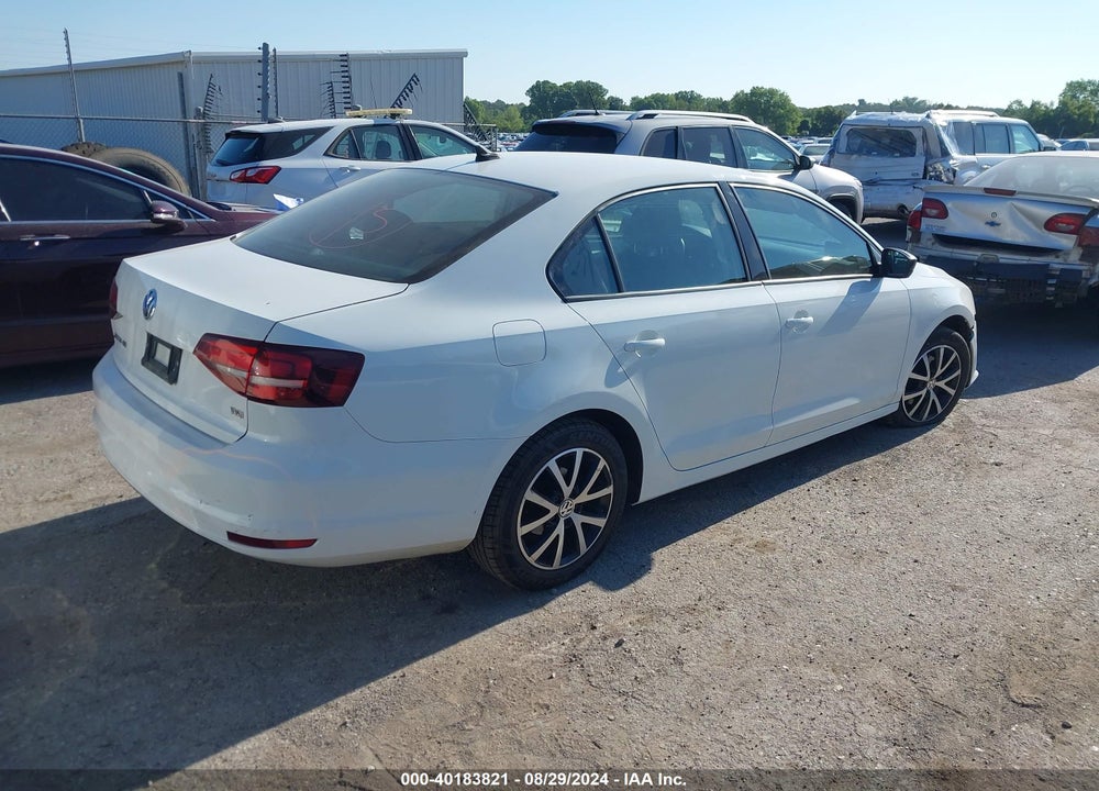 2016 VOLKSWAGEN JETTA 1.4T SE VIN: 3VWD67AJ3GM245976